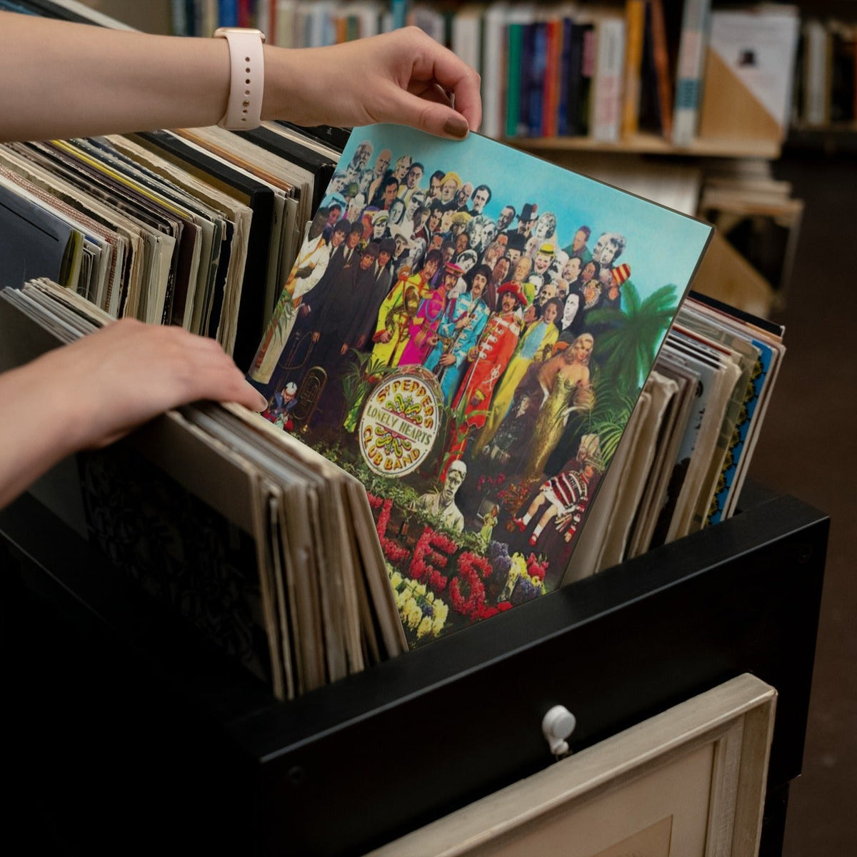 The Beatles - Sgt. Pepper's Lonely Hearts Club Band - Vinyl LP Record [ vinyl ]